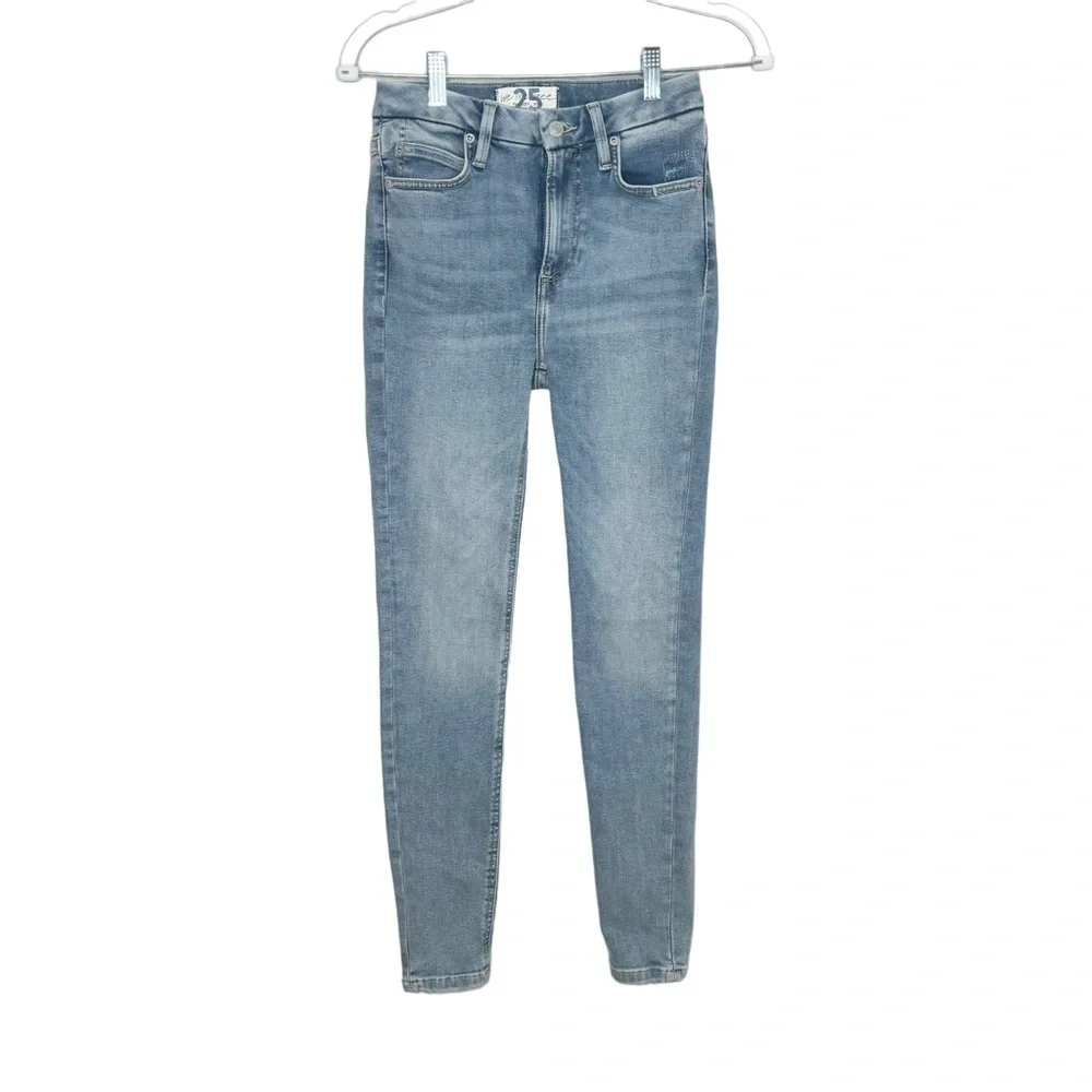FREE PEOPLE Highrise Light Wash Skinny Jean Size 25 - Picture 2 of 5